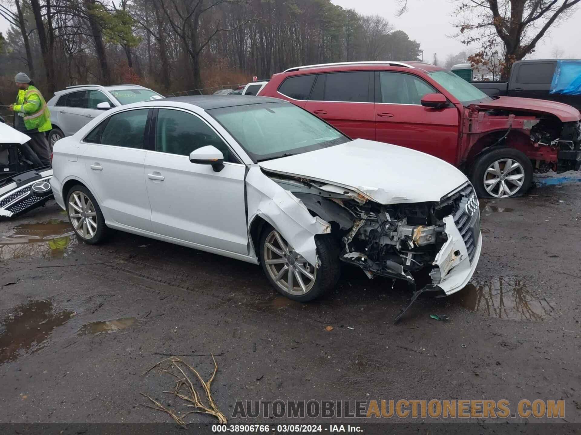 WAUEFGFF3F1058452 AUDI A3 2015