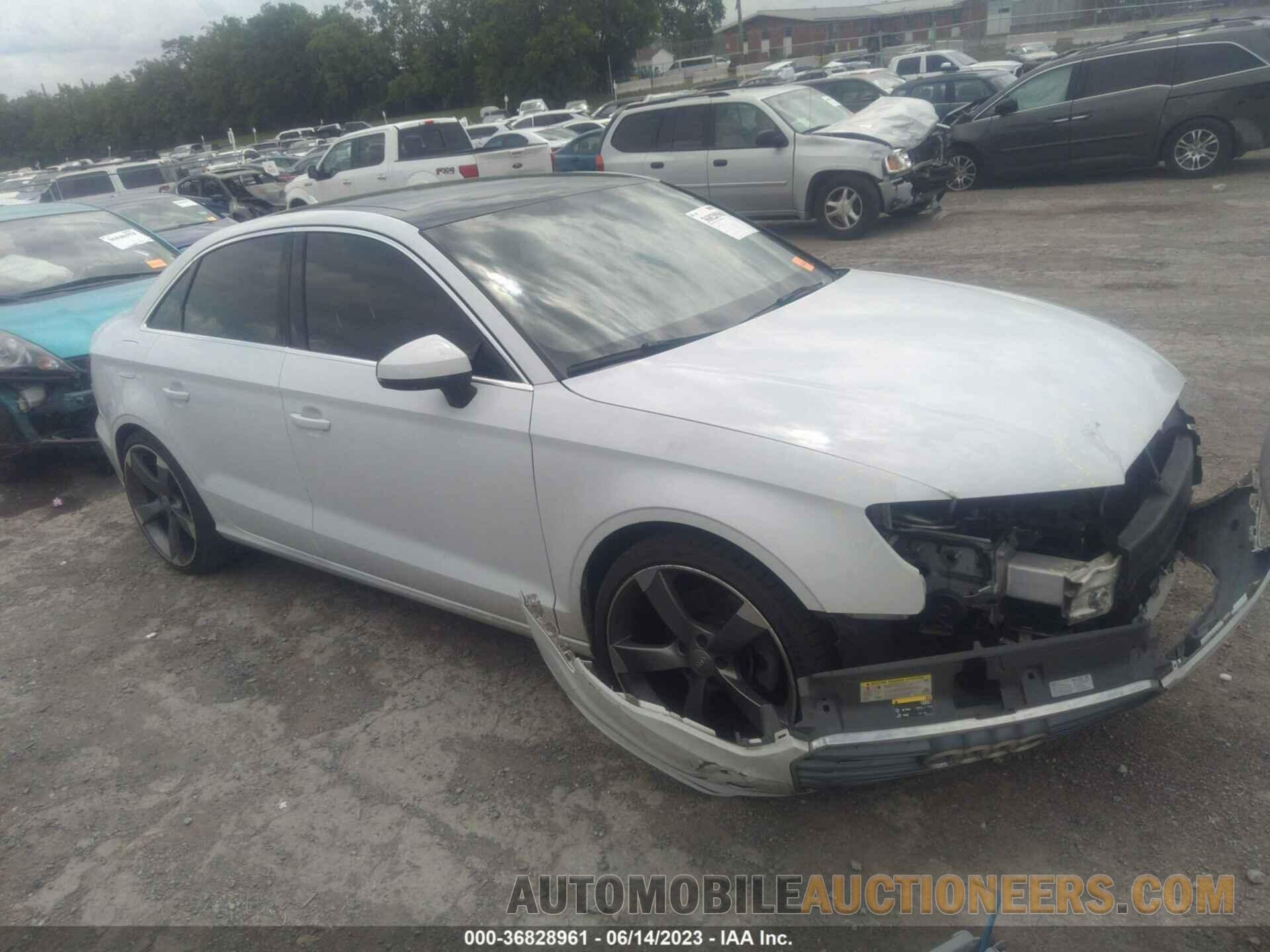 WAUEFGFF3F1073842 AUDI A3 2015