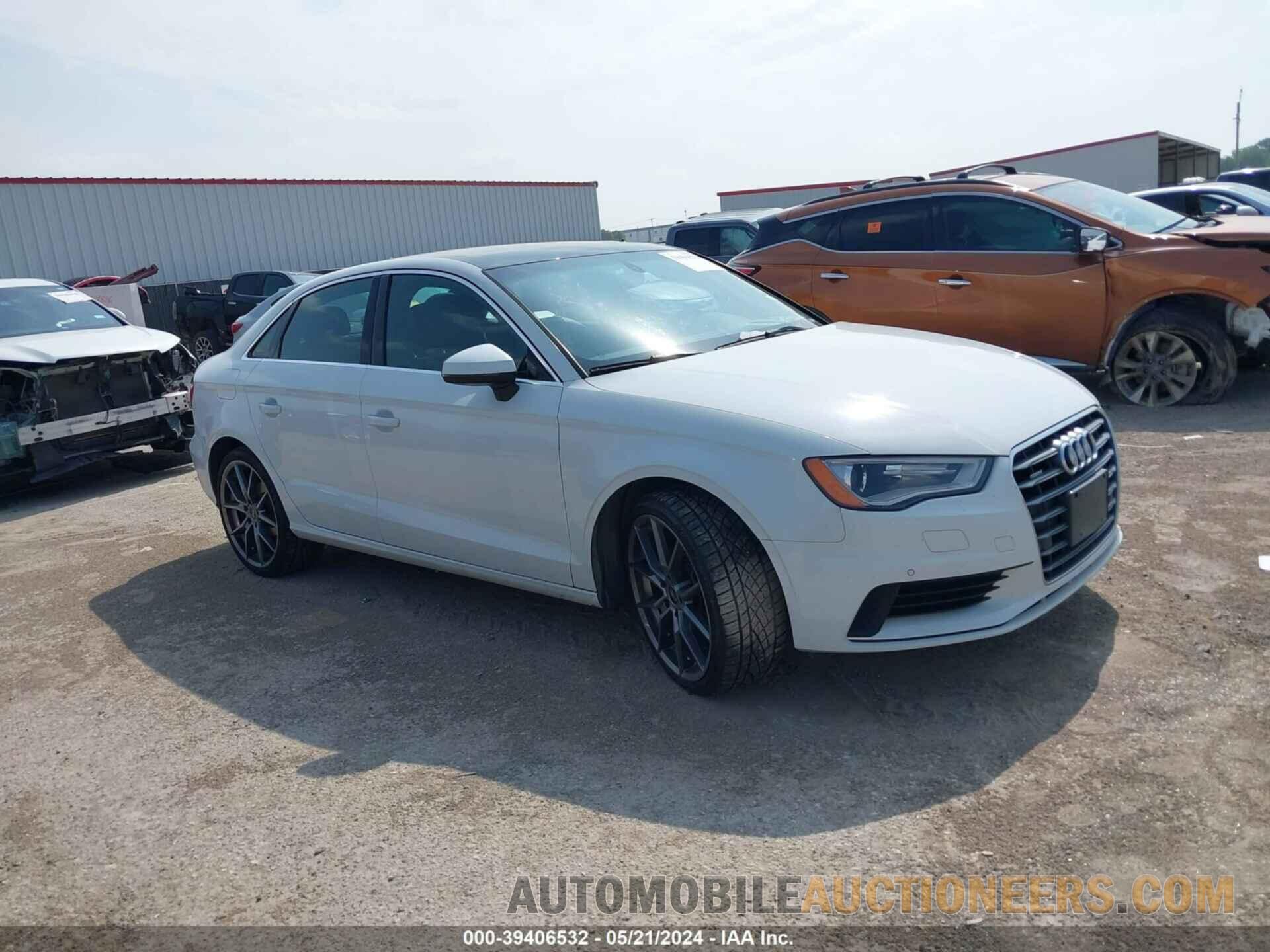 WAUEFGFF3F1100716 AUDI A3 2015