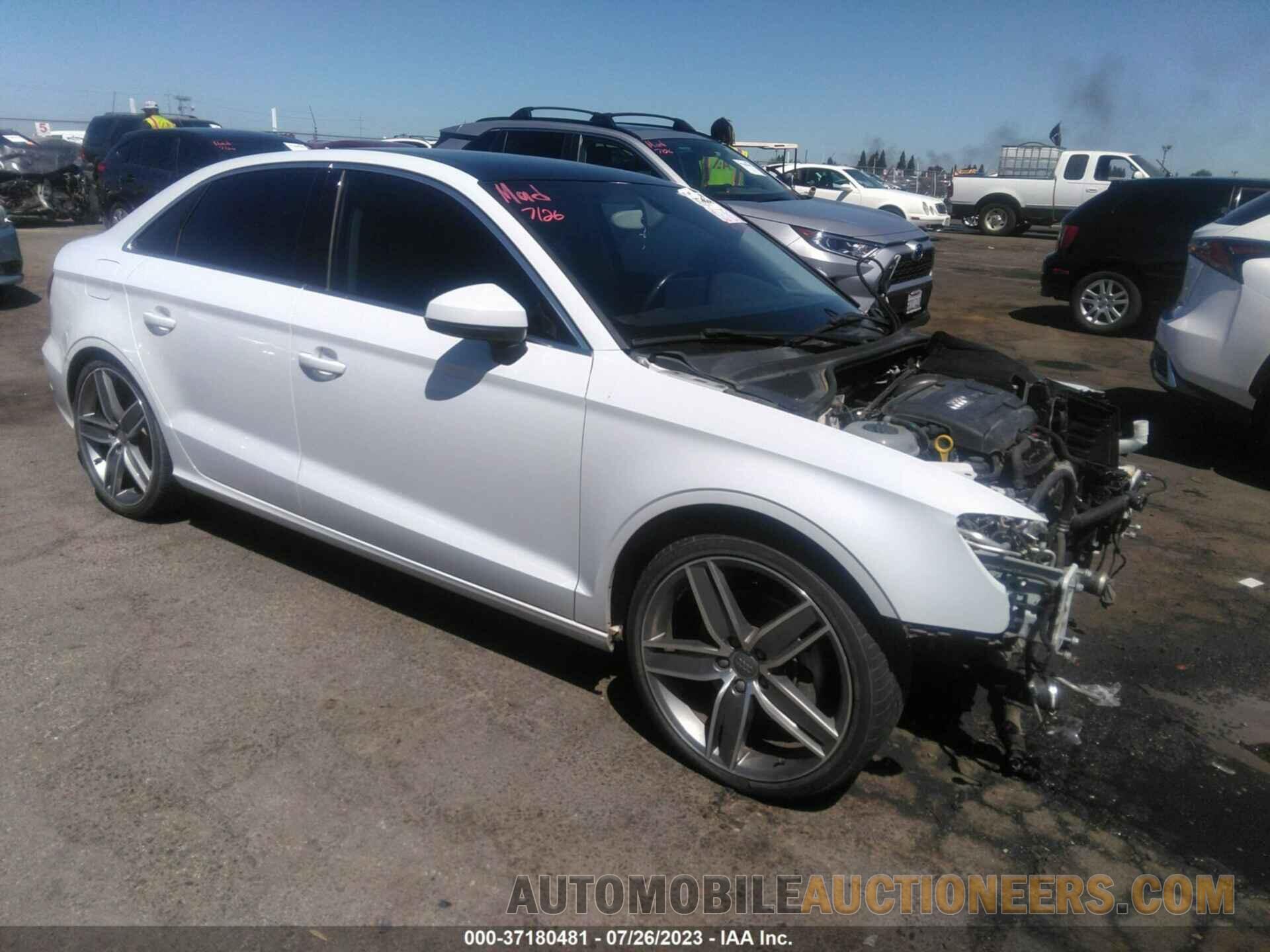 WAUEFGFF4F1064700 AUDI A3 2015