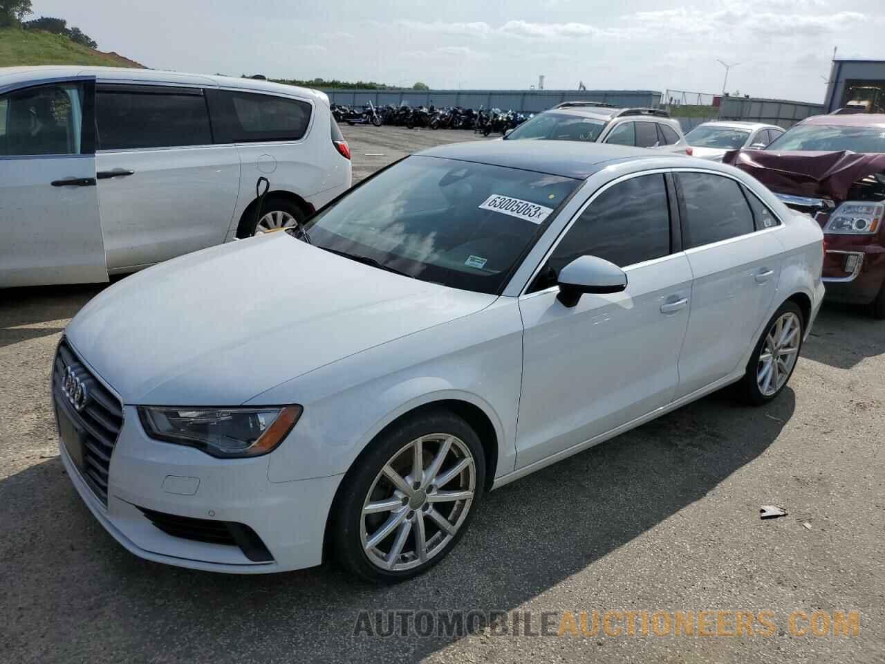 WAUEFGFF5F1049526 AUDI A3 2015