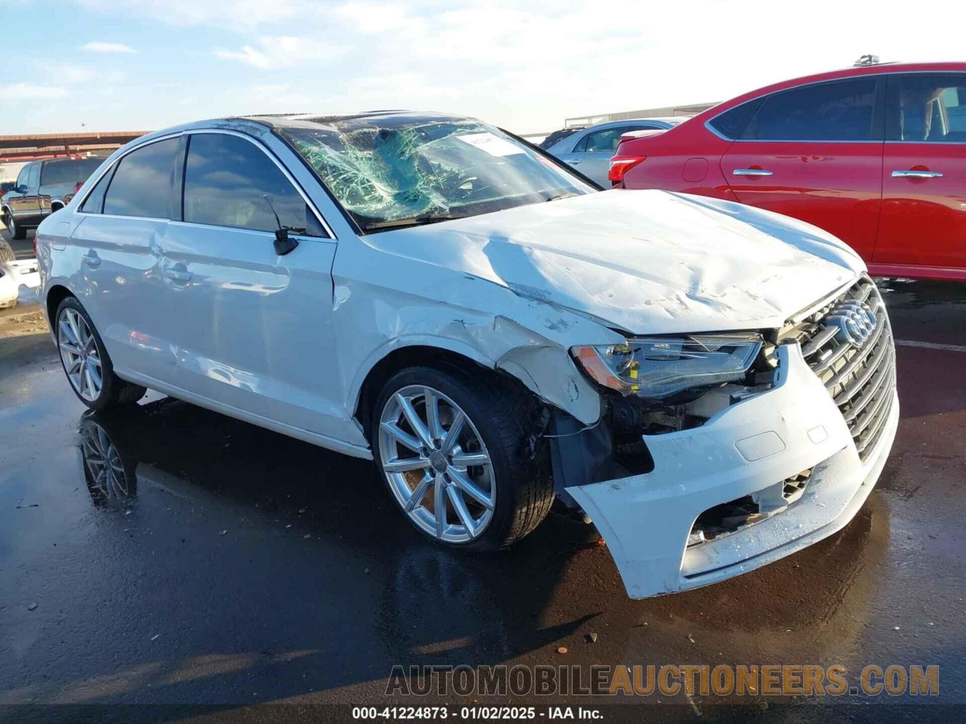 WAUEFGFF5F1050935 AUDI A3 2015