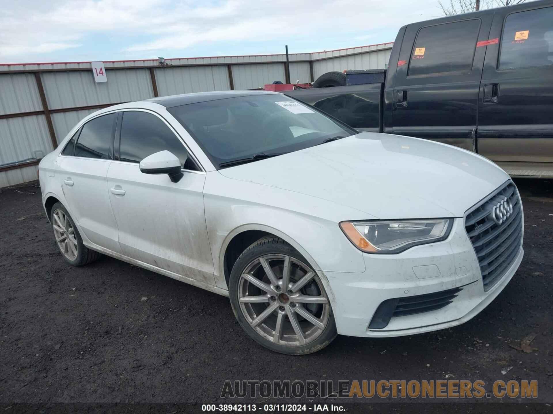 WAUEFGFF5F1071395 AUDI A3 2015