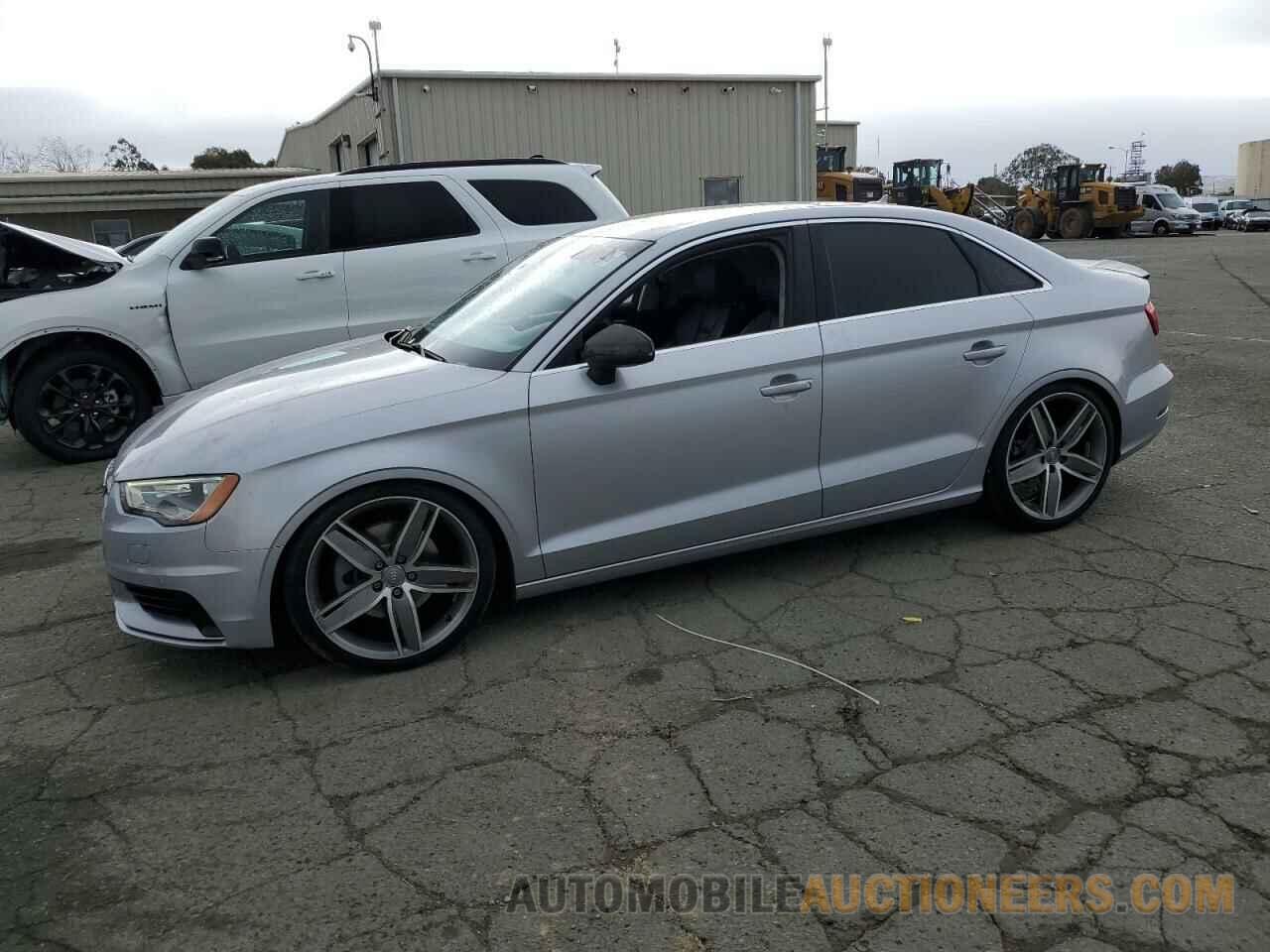 WAUEFGFF5F1079433 AUDI A3 2015