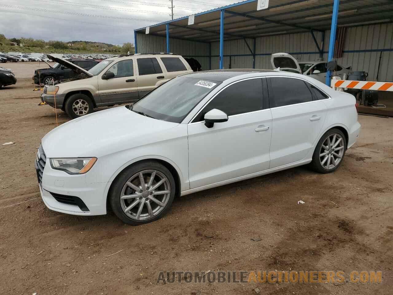 WAUEFGFF5F1080579 AUDI A3 2015