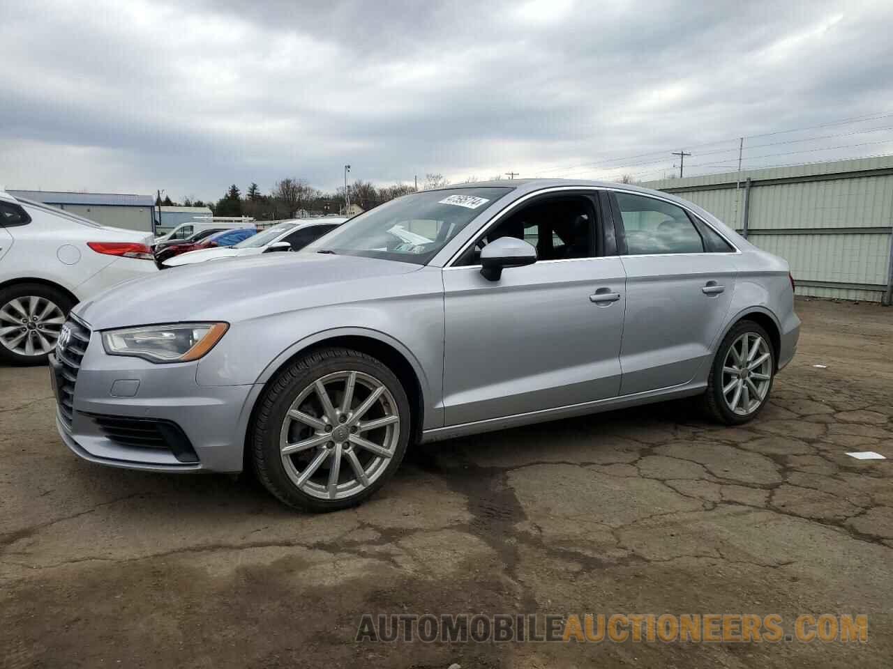 WAUEFGFF5F1095597 AUDI A3 2015