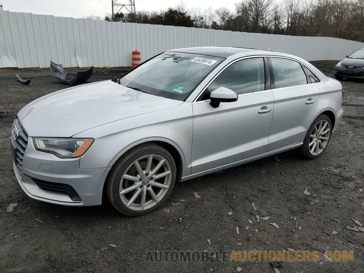 WAUEFGFF6F1021265 AUDI A3 2015