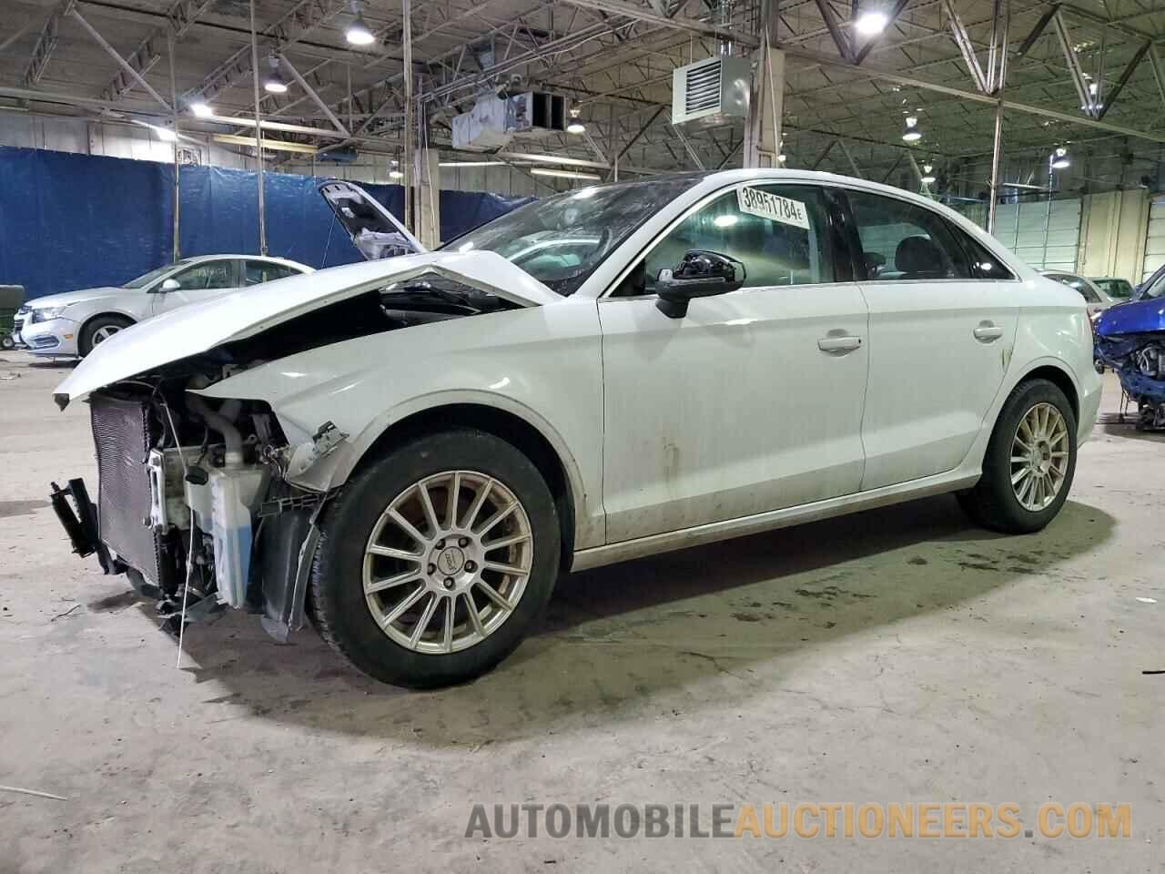 WAUEFGFF7F1096461 AUDI A3 2015