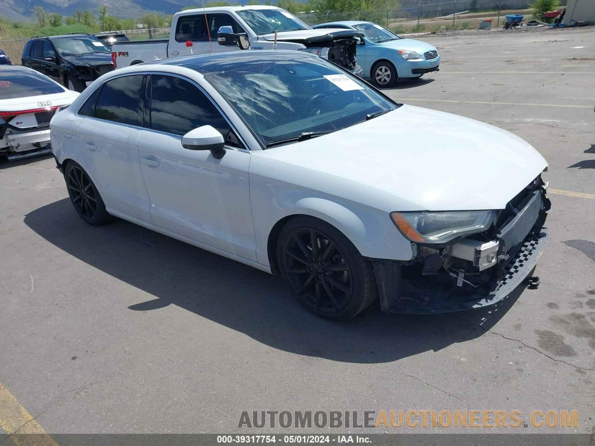 WAUEFGFF7F1125568 AUDI A3 2015