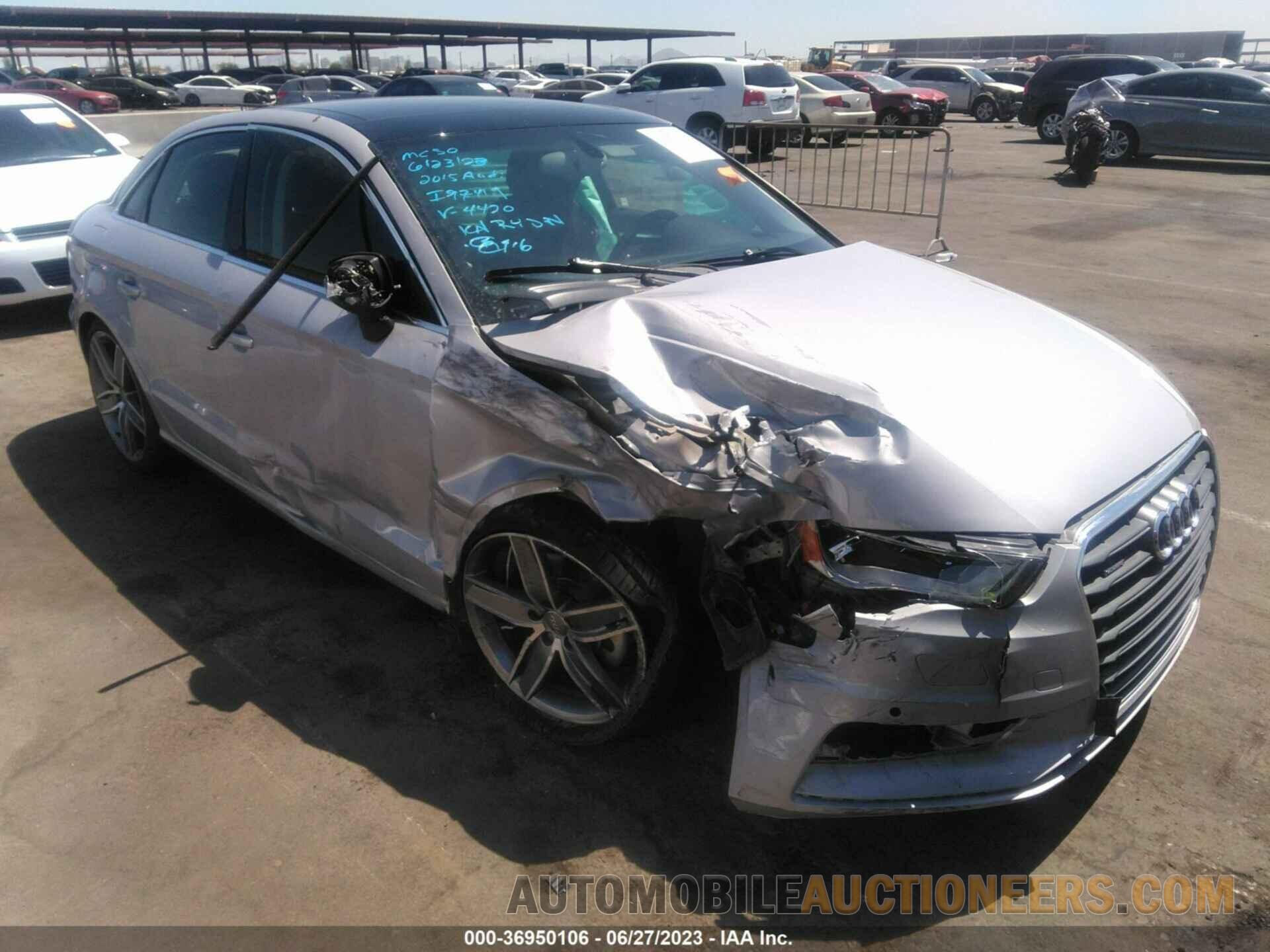 WAUEFGFF9F1064420 AUDI A3 2015