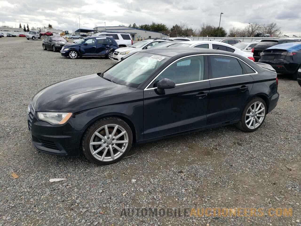 WAUEFGFF9F1118055 AUDI A3 2015