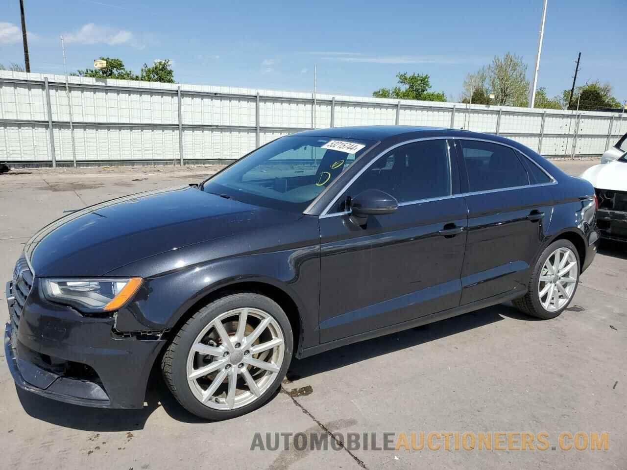 WAUEFGFFXF1010768 AUDI A3 2015