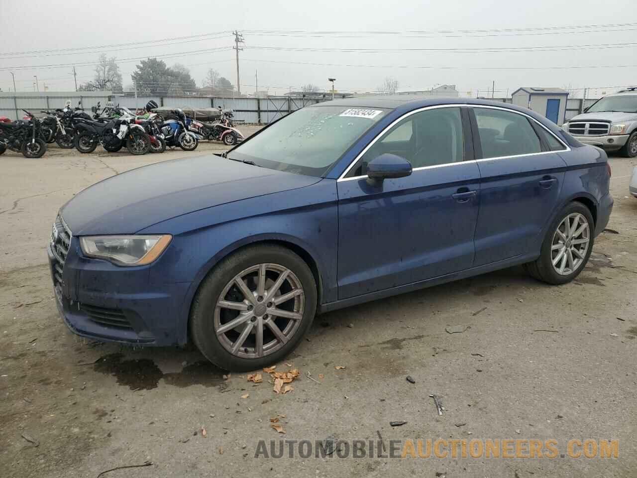 WAUEFGFFXF1136127 AUDI A3 2015