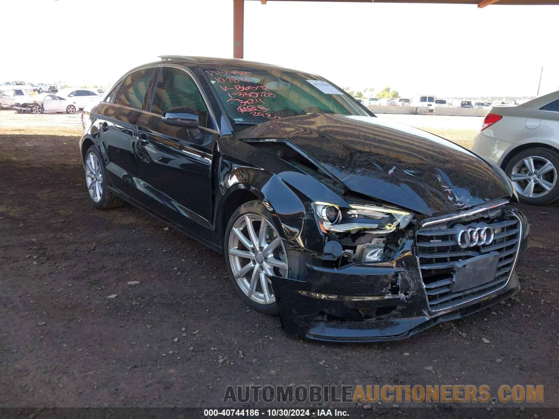 WAUEFGFFXF1136502 AUDI A3 2015