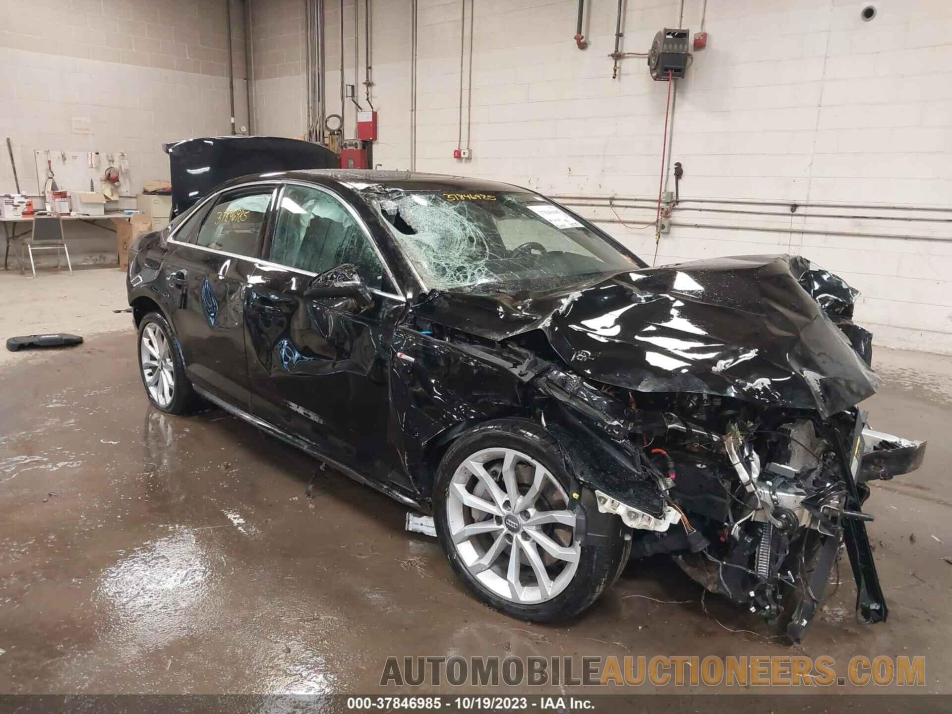 WAUENAF49KA044175 AUDI A4 2019