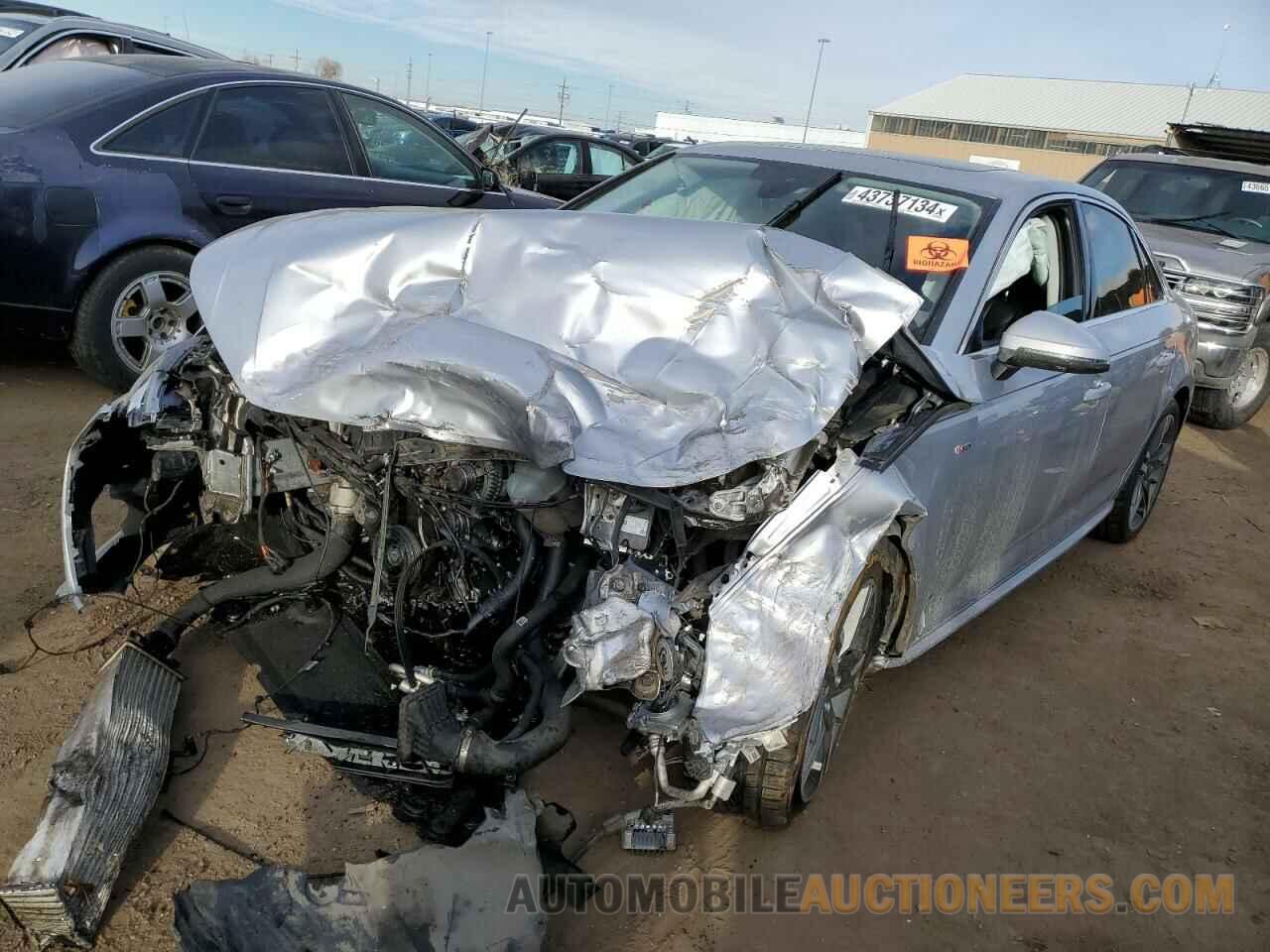 WAUENAF4XJN006865 AUDI A4 2018