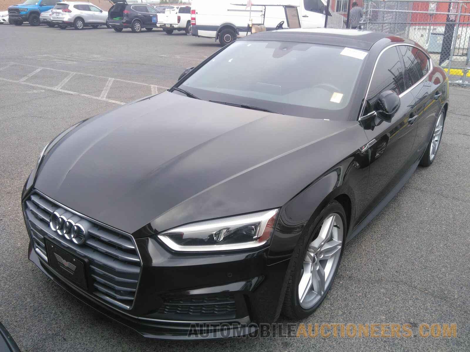 WAUENCF51KA008727 Audi A5 Sportback 2019