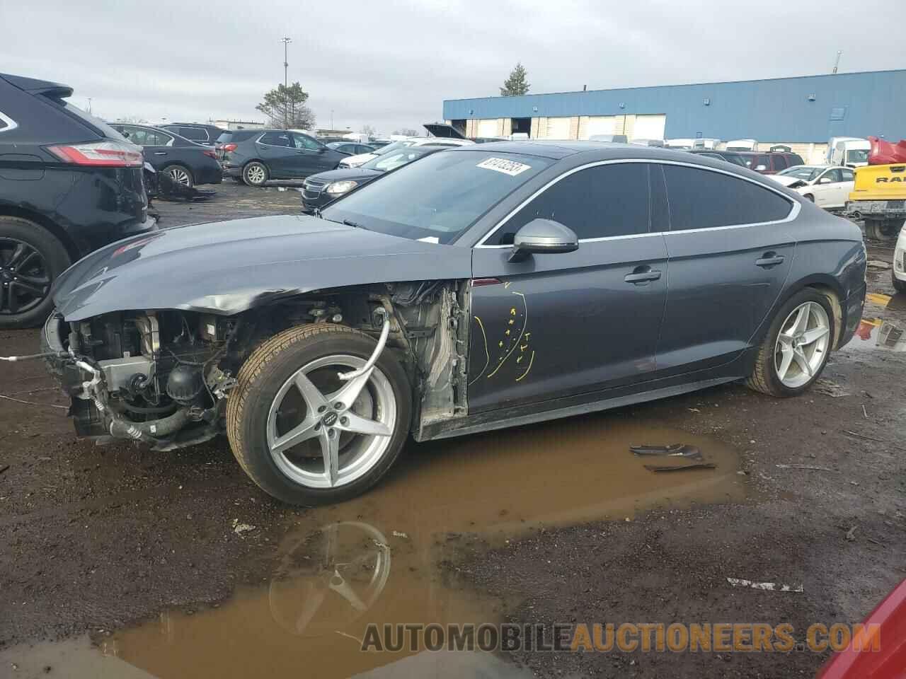 WAUENCF52KA043101 AUDI A5 2019