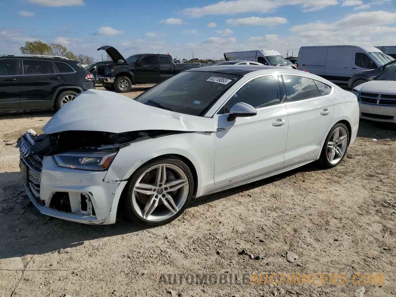 WAUENCF52KA094632 AUDI A5 2019