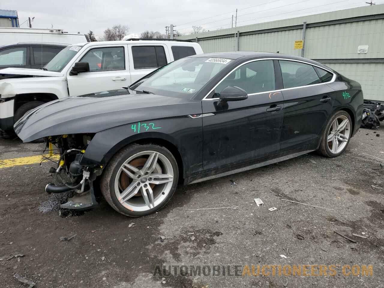 WAUENCF53JA060424 AUDI A5 2018