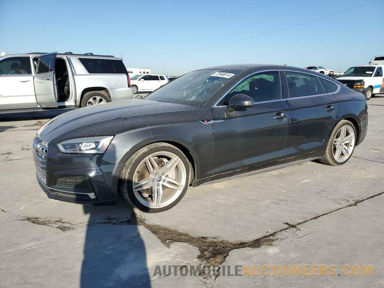 WAUENCF53JA067518 AUDI A5 2018