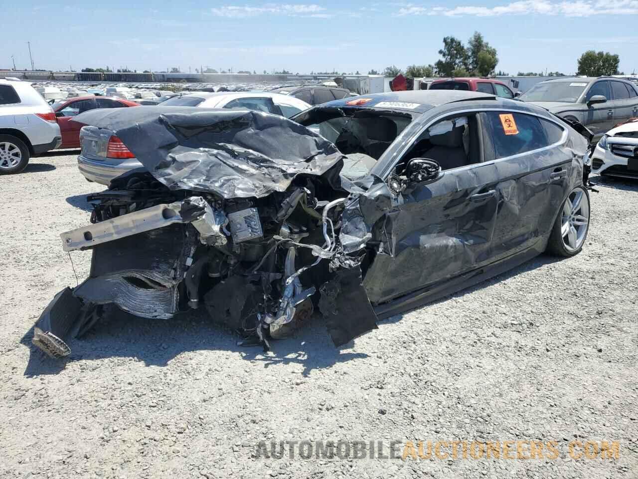 WAUENCF54JA010471 AUDI A5 2018