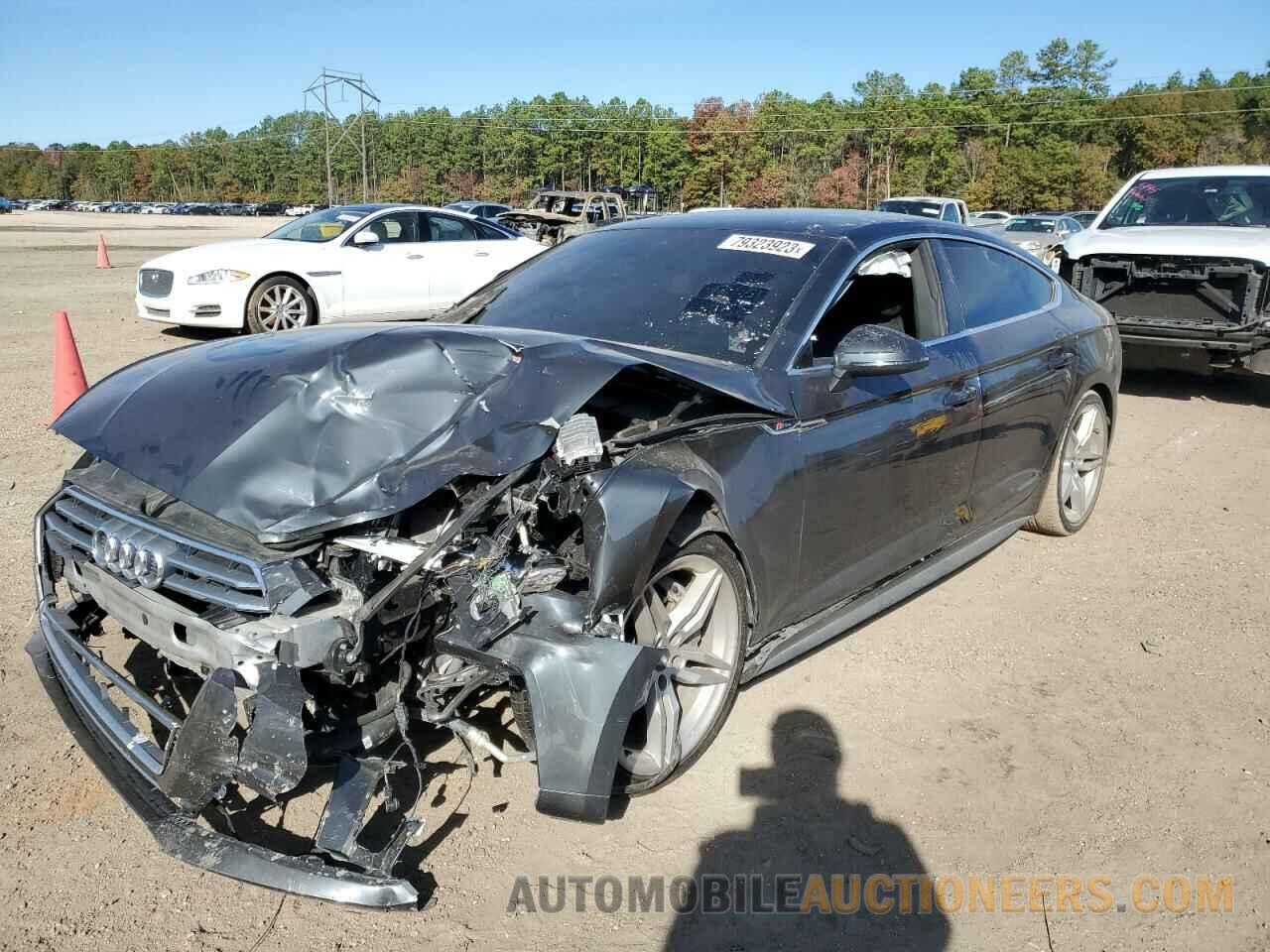 WAUENCF54KA078951 AUDI A5 2019