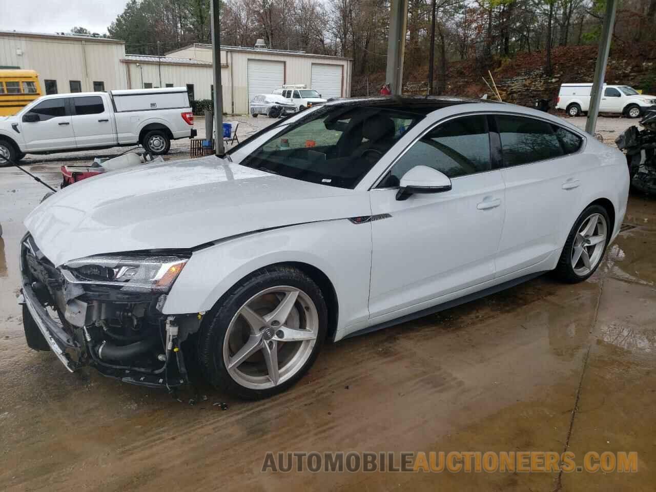 WAUENCF57JA010545 AUDI A5 2018