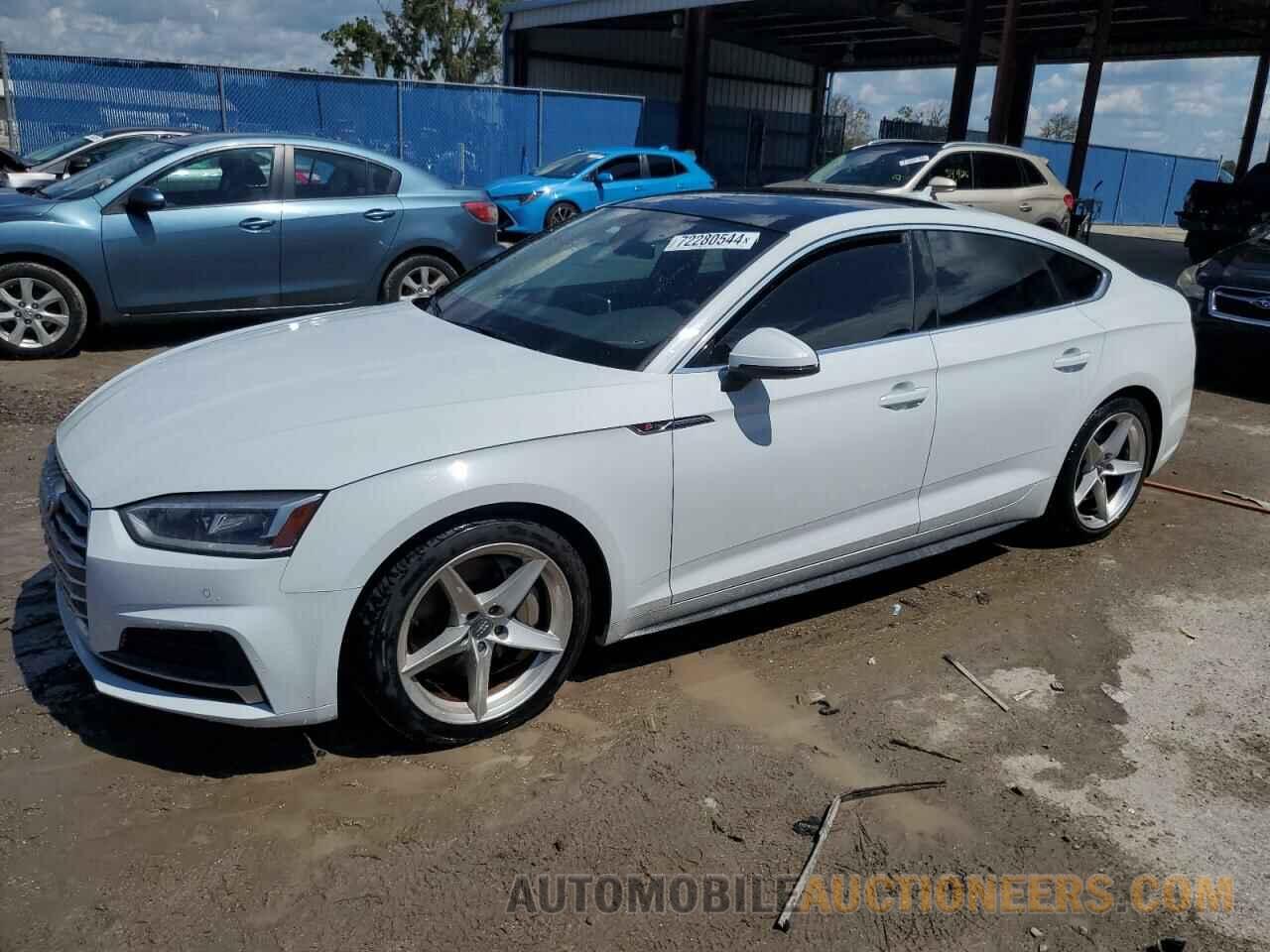 WAUENCF57JA135495 AUDI A5 2018