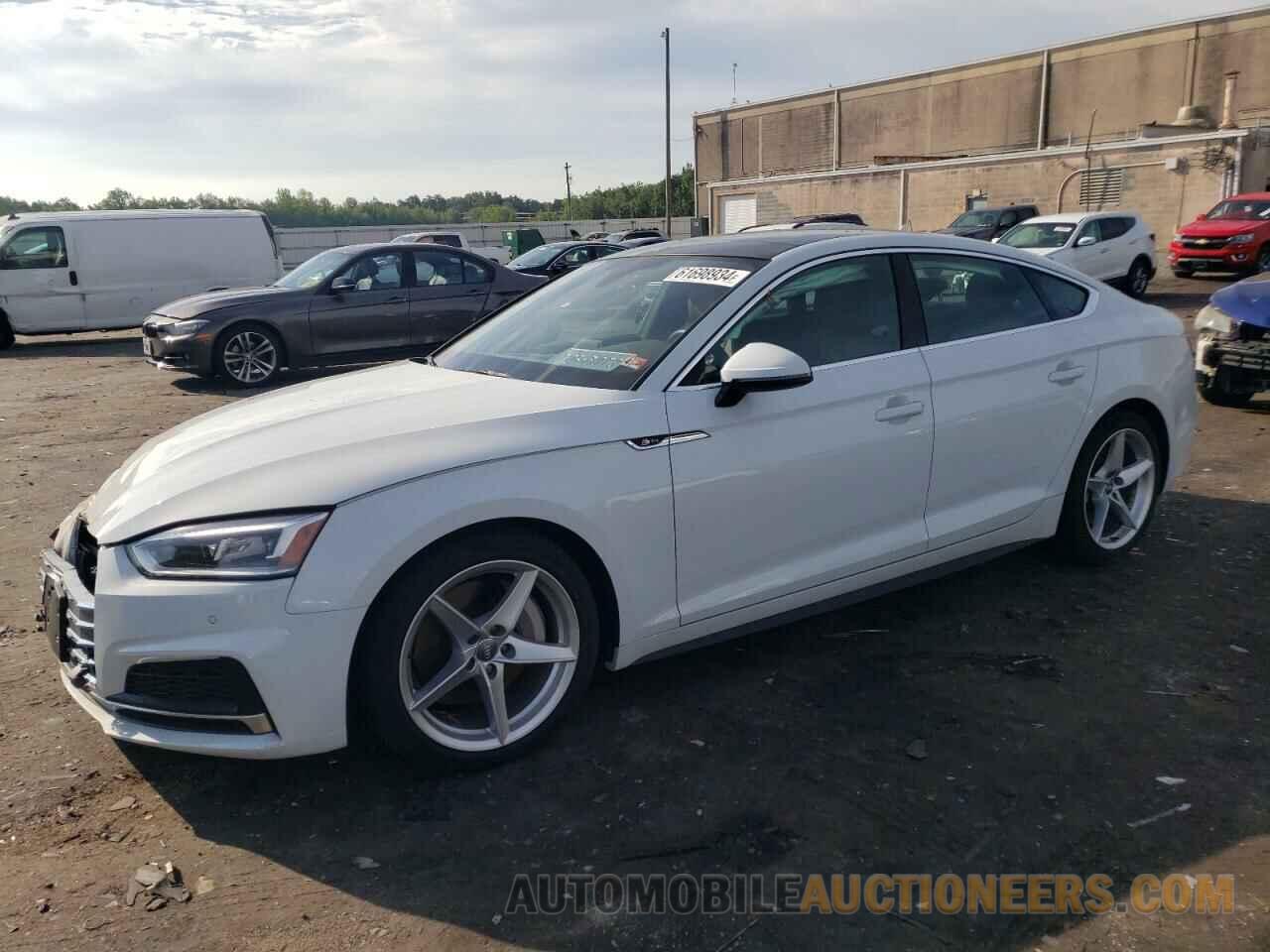 WAUENCF57KA013897 AUDI A5 2019