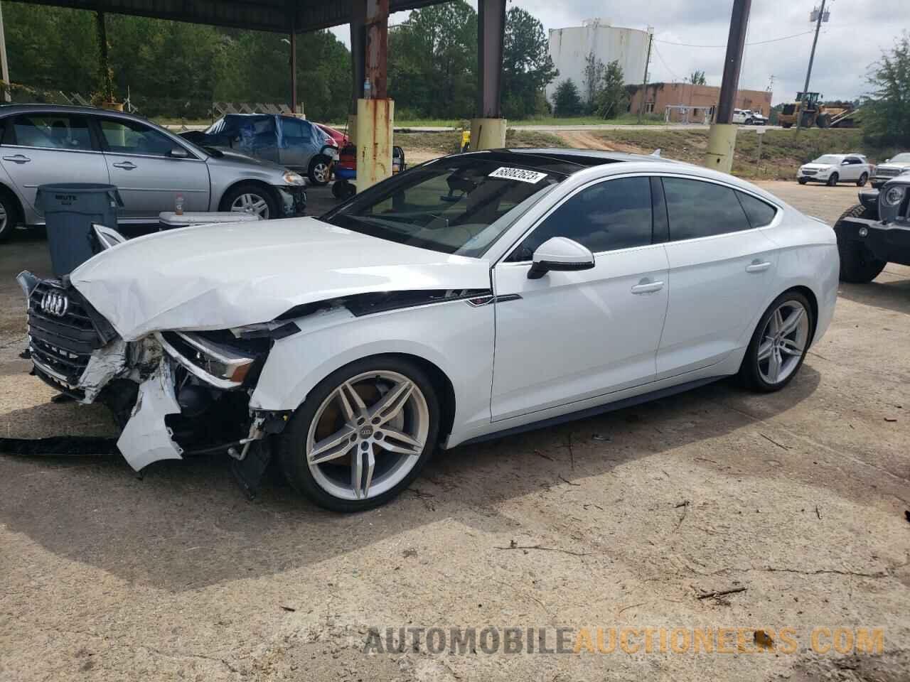 WAUENCF58KA085658 AUDI A5 2019