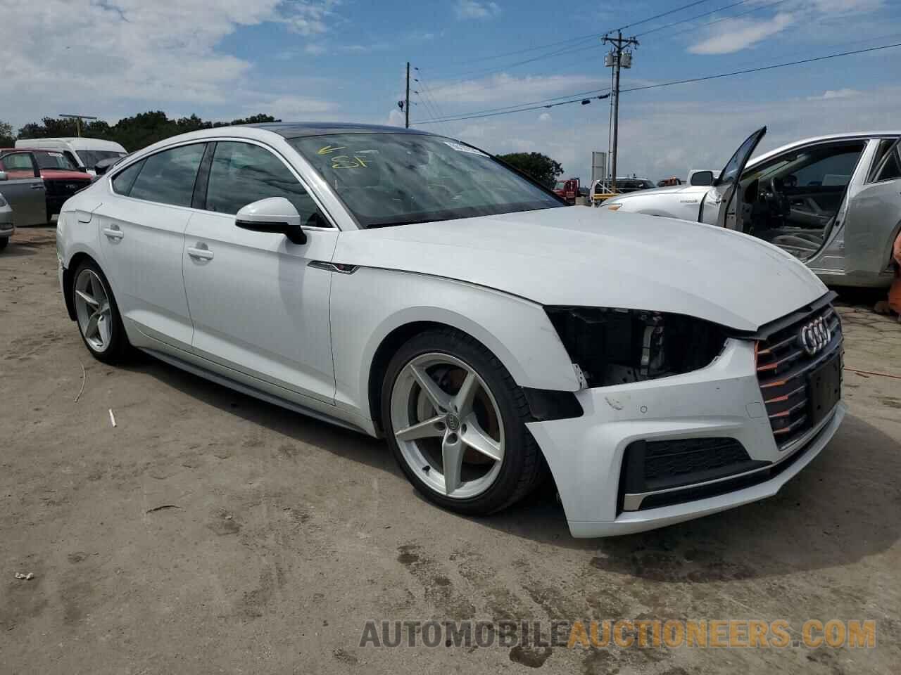 WAUENCF59KA045444 AUDI A5 2019