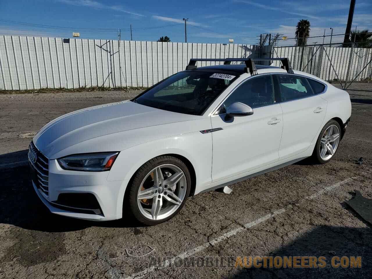 WAUENCF5XJA067760 AUDI A5 2018