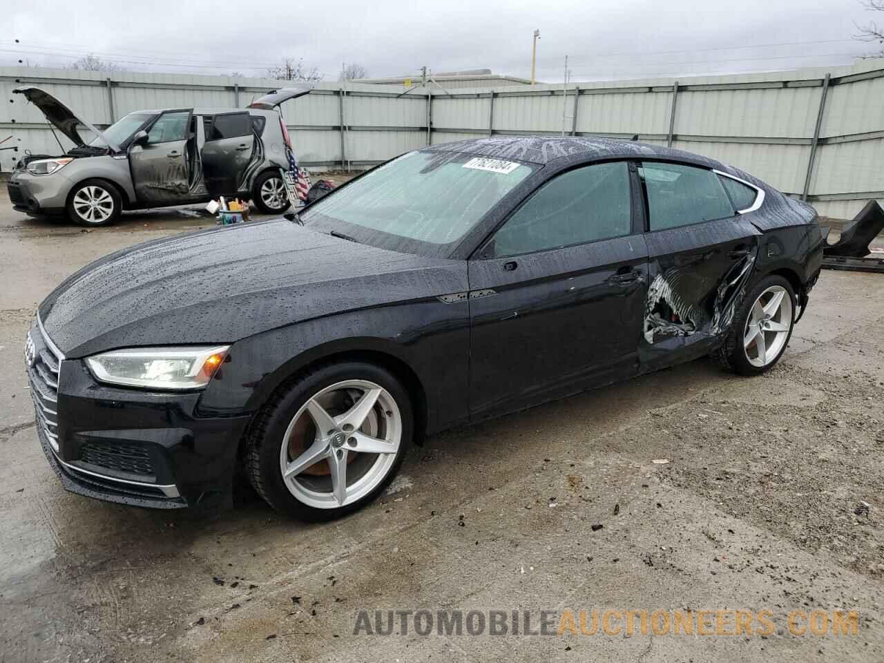 WAUENCF5XKA037644 AUDI A5 2019