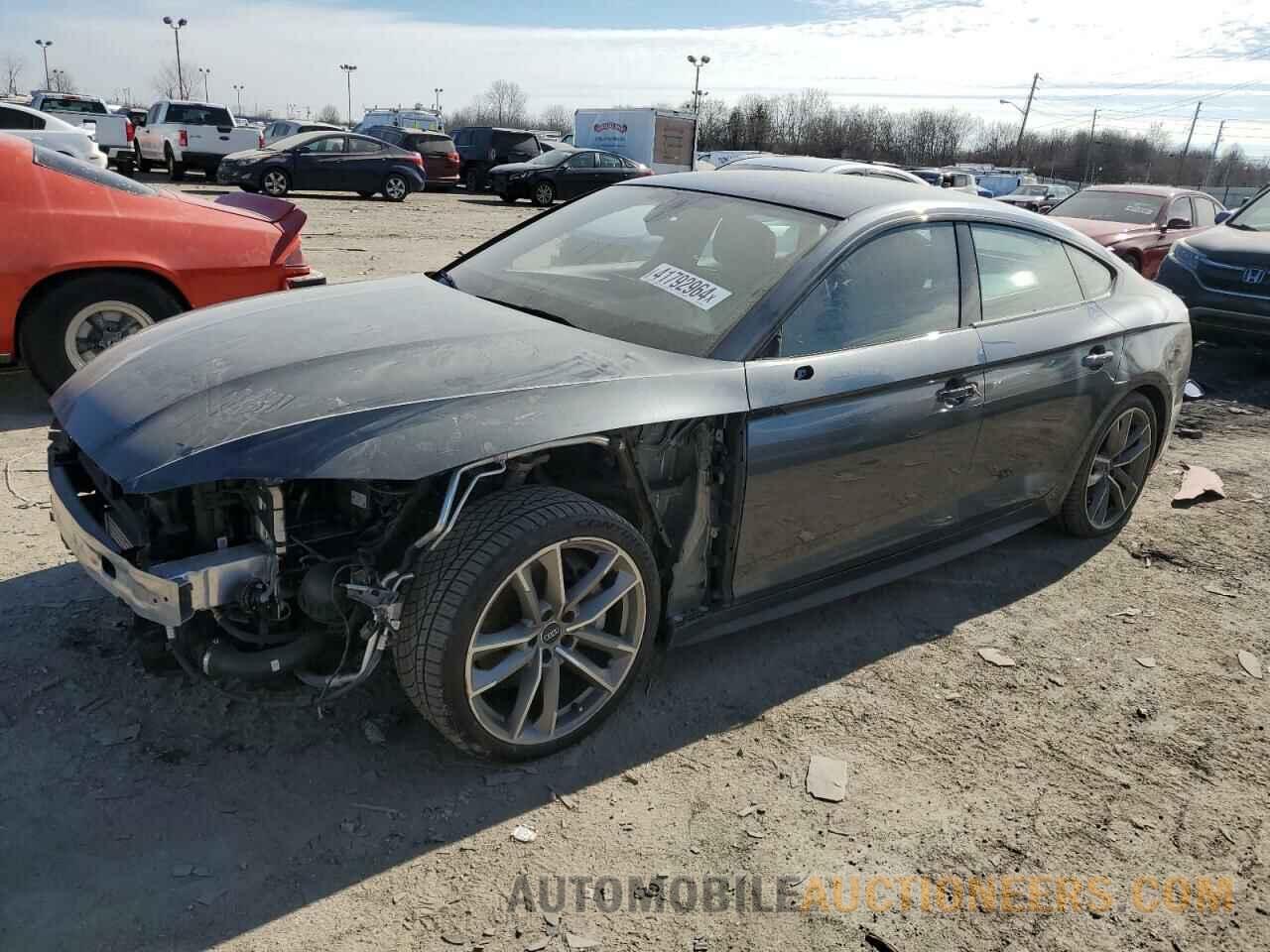 WAUENCF5XKA048708 AUDI A5 2019