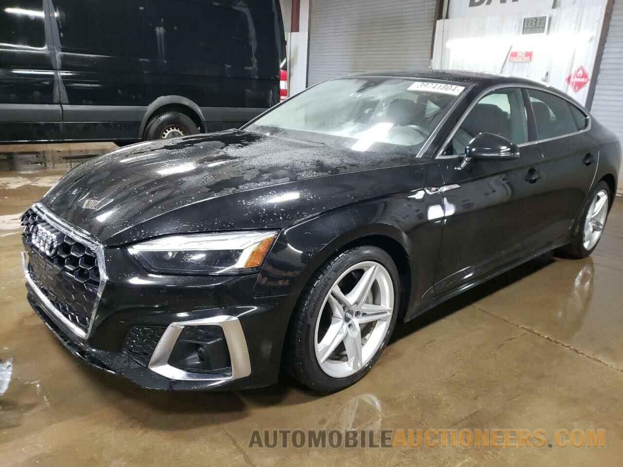 WAUFACF56MA008113 AUDI A5 2021