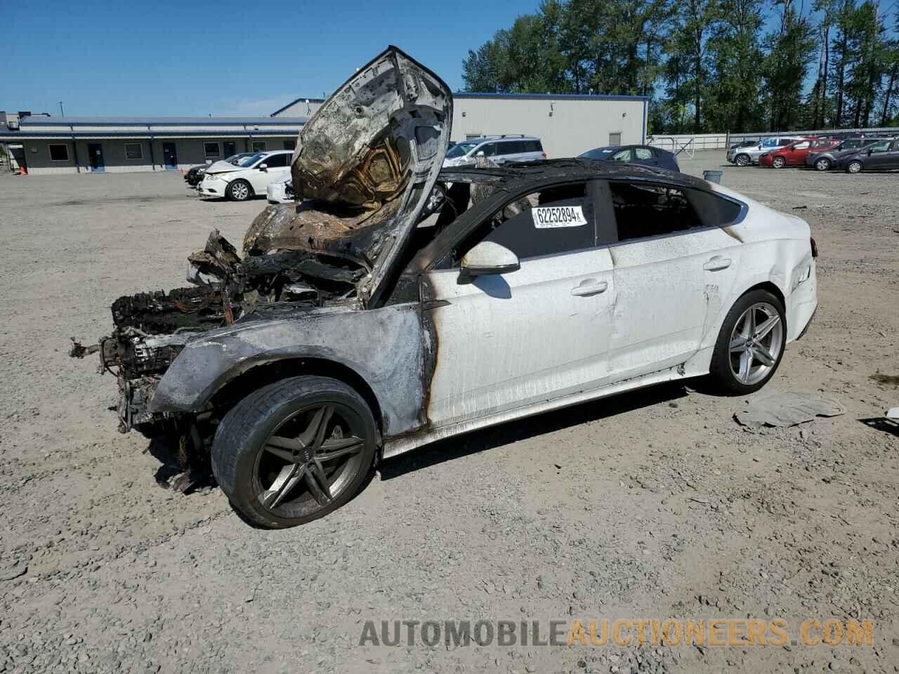 WAUFACF57MA010307 AUDI A5 2021