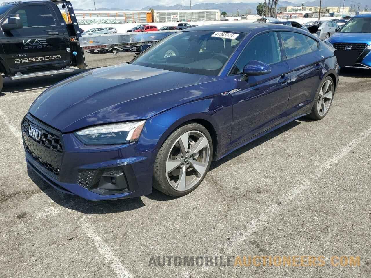 WAUFACF58MA043669 AUDI A5 2021