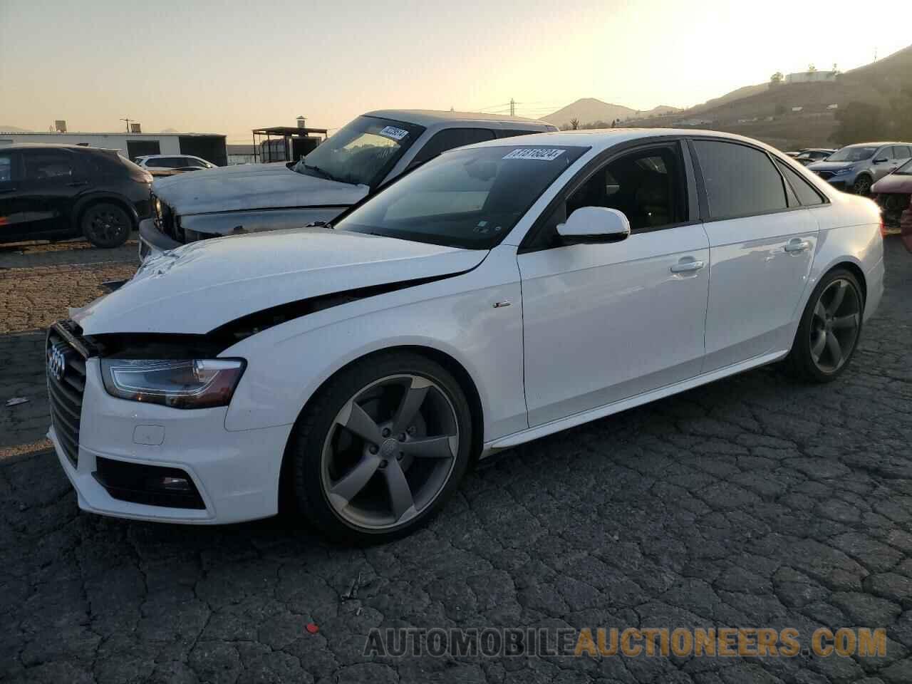 WAUFFAFLXFN016280 AUDI A4 2015