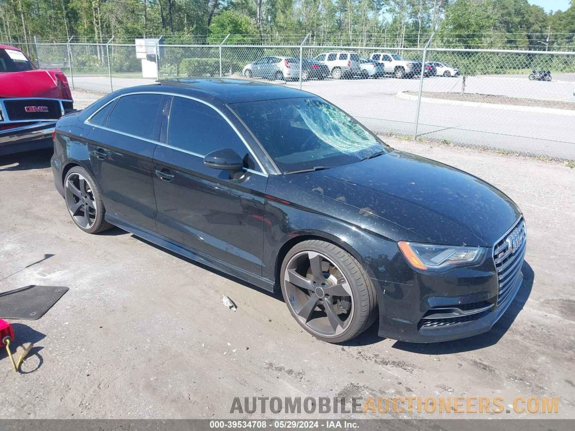 WAUFFGFF9F1103317 AUDI S3 2015