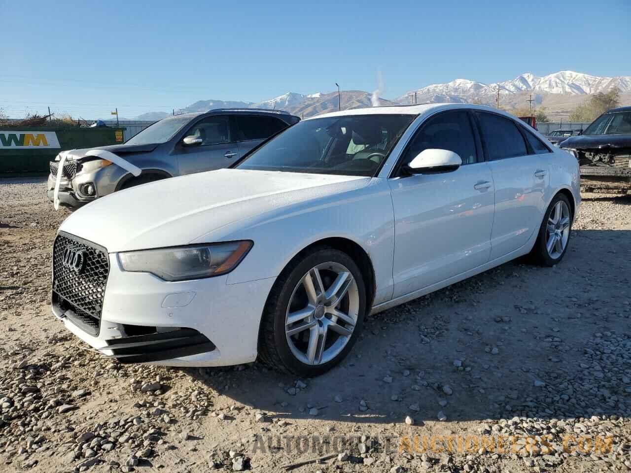 WAUFMAFC2EN028010 AUDI A6 2014