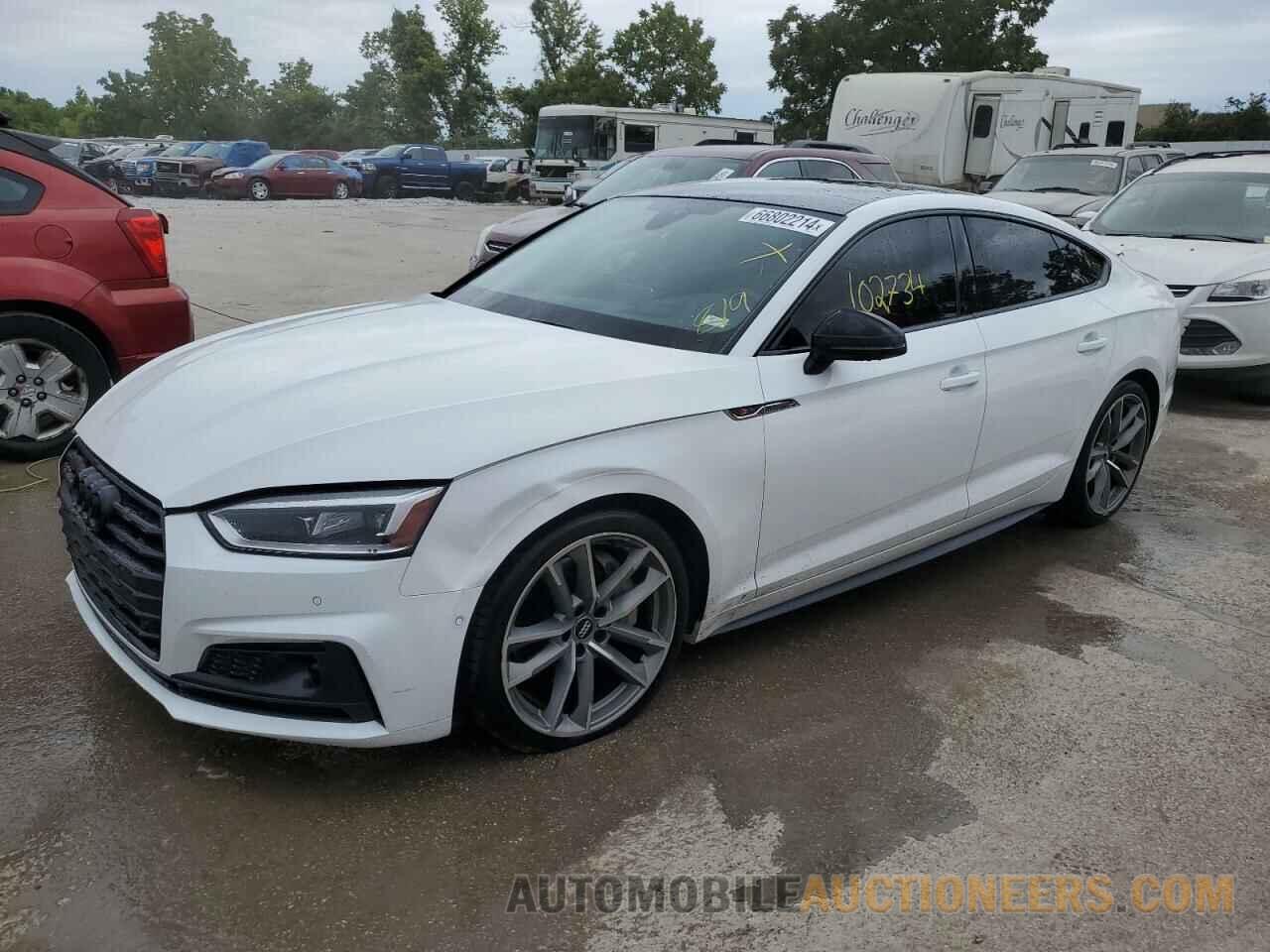 WAUFNCF50KA071371 AUDI A5 2019