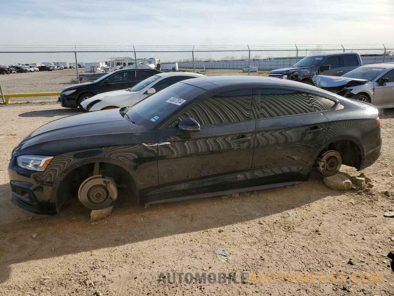 WAUFNCF54KA077321 AUDI A5 2019