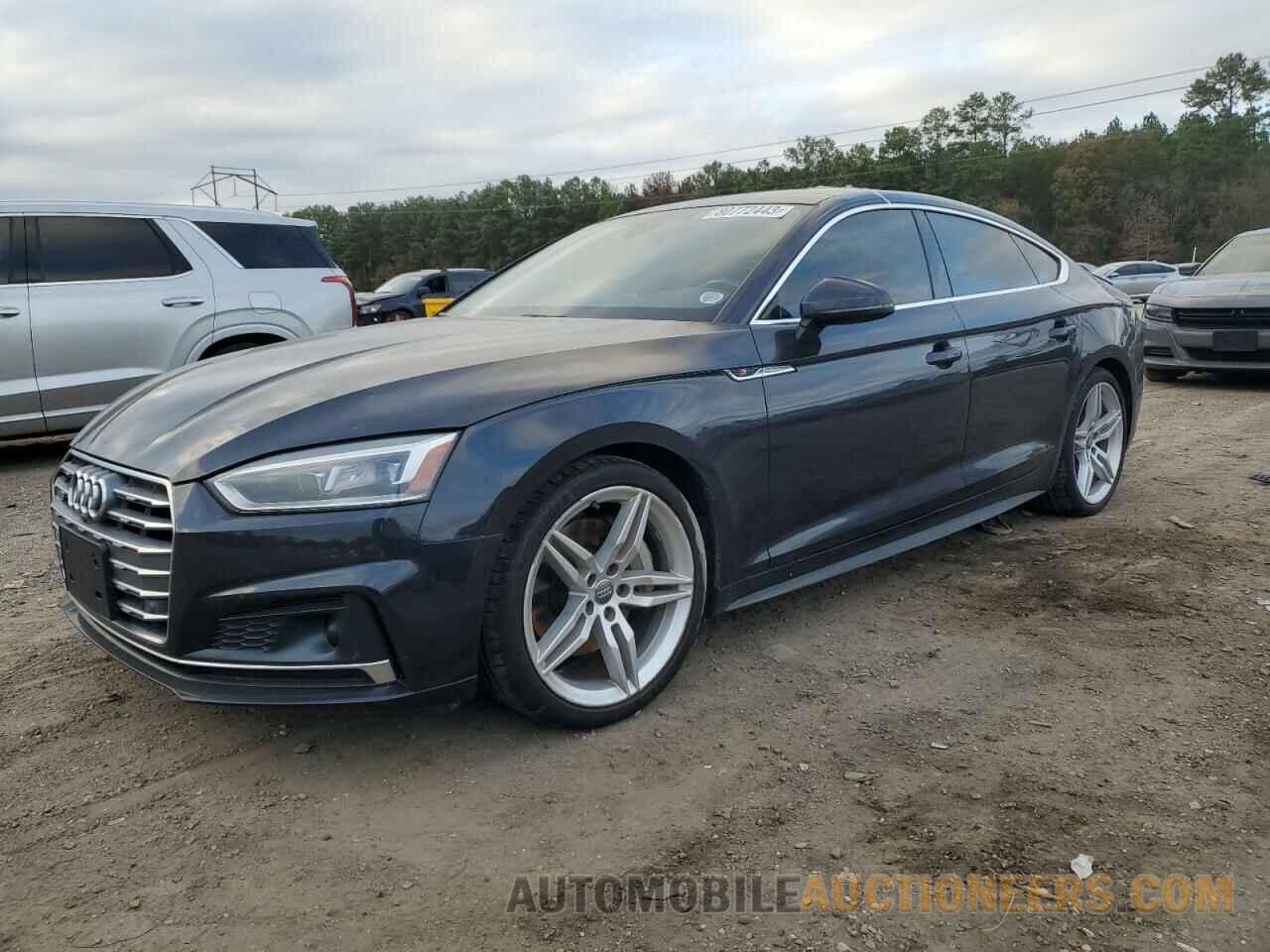 WAUFNCF58JA069592 AUDI A5 2018