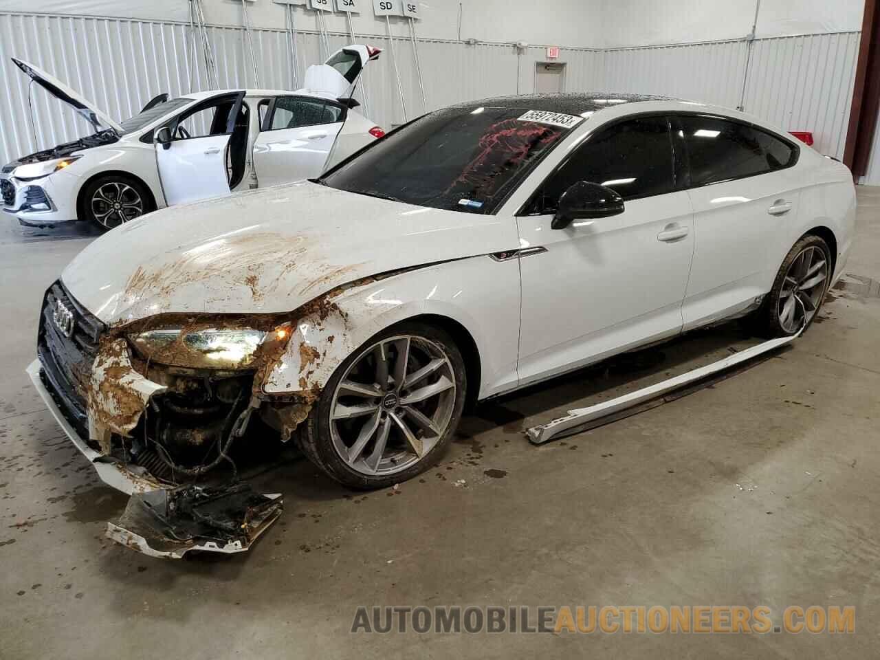 WAUFNCF5XKA032125 AUDI A5 2019