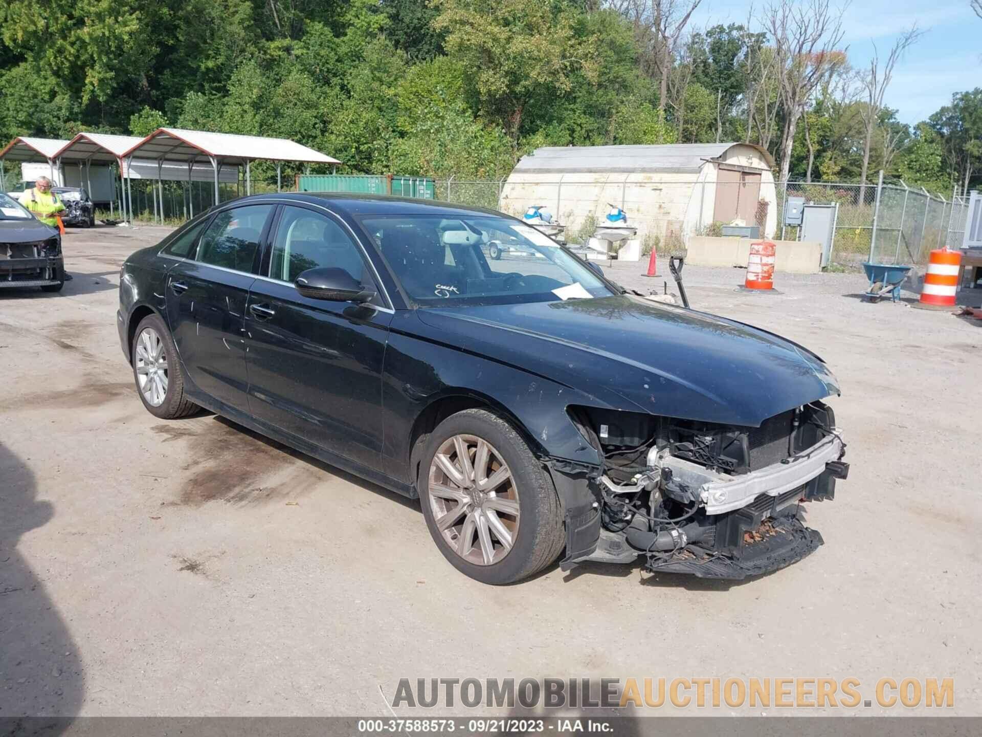 WAUGFAFC3GN011010 AUDI A6 2016