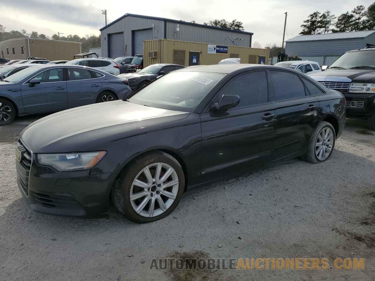 WAUGFAFC8DN104858 AUDI A6 2013