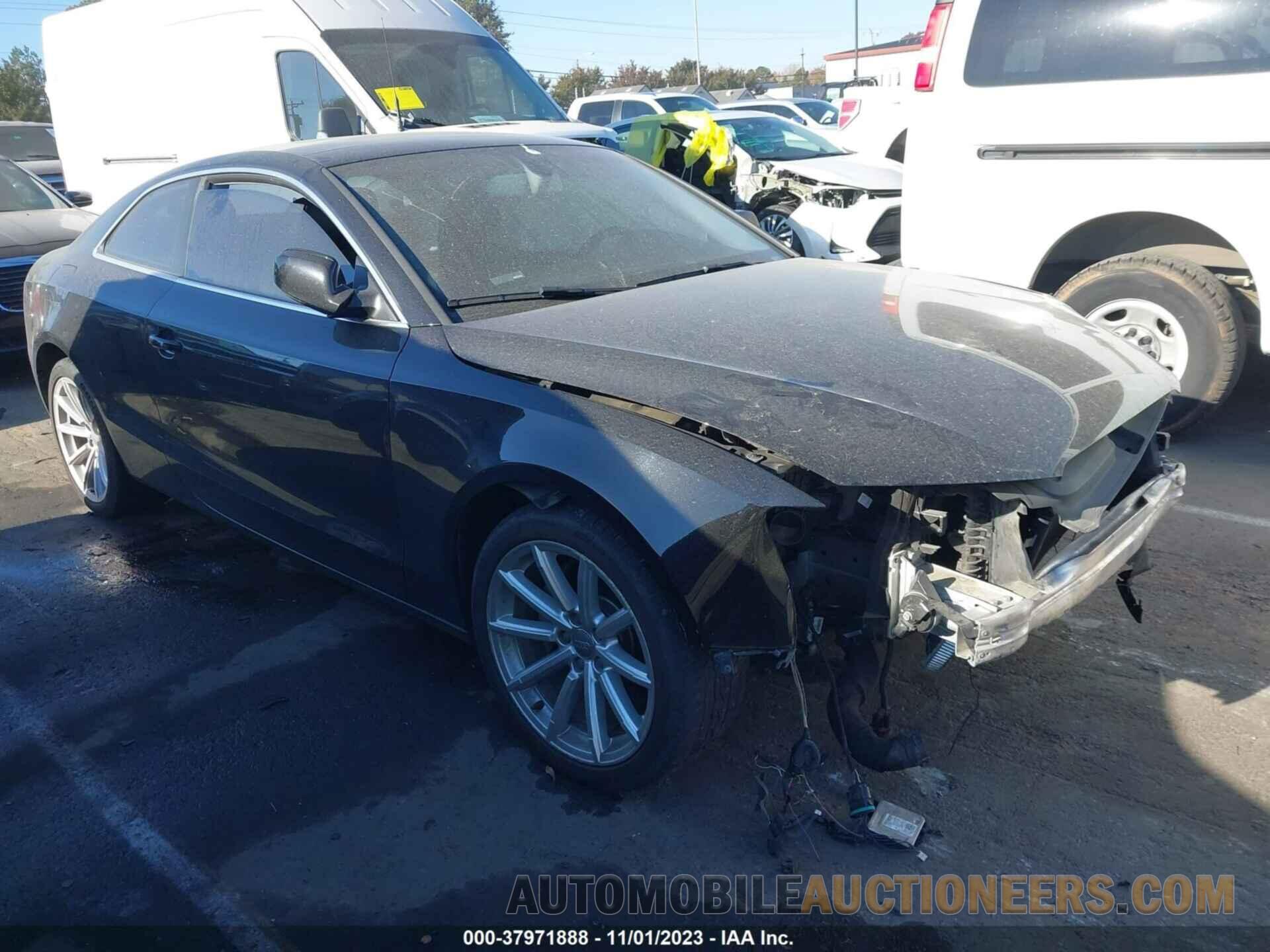 WAUGFAFR0FA054696 AUDI A5 2015