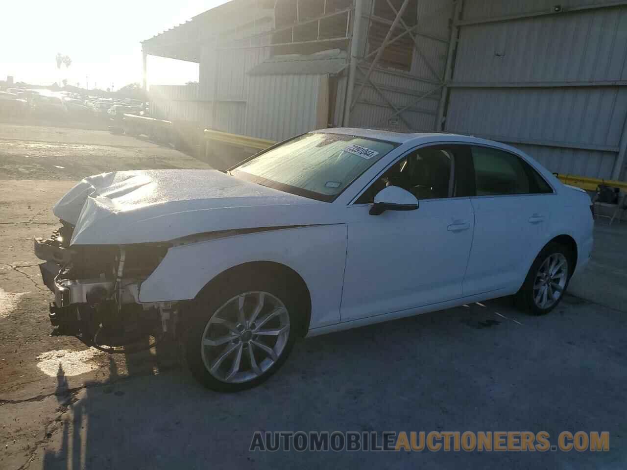 WAUGMAF41KN007643 AUDI A4 2019