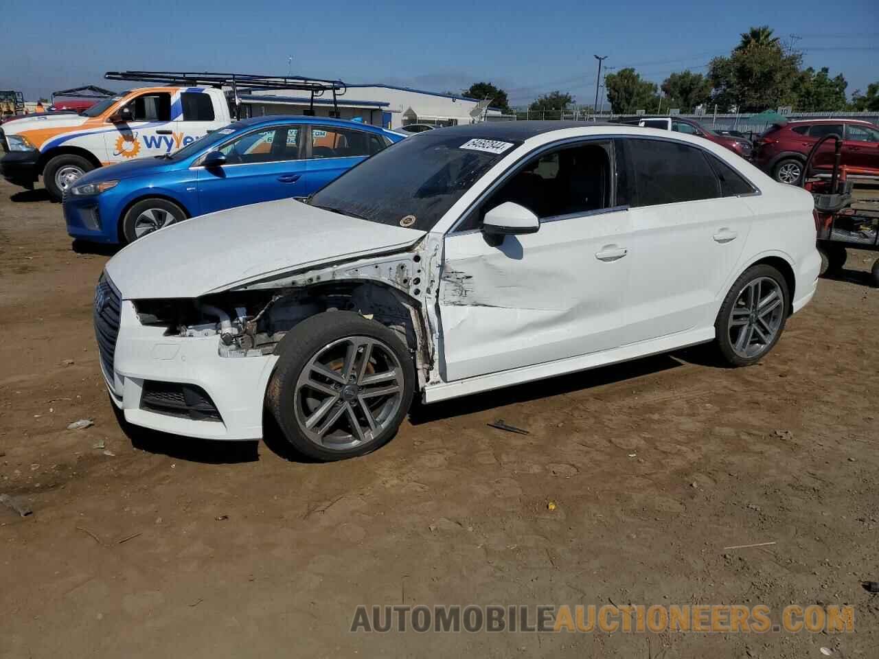 WAUGUGFF0J1050980 AUDI A3 2018